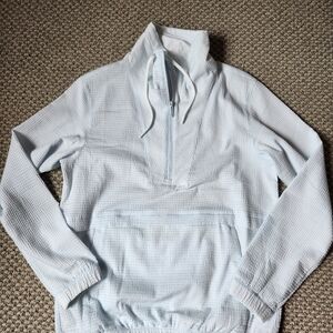 Lululemon Women's light blue zip collar jacket sz 4